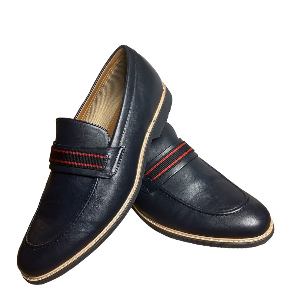 Mend Steve Madden navy loafers with red trim